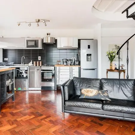 Apartment Stunning Duplex Penthouse In The City Centre Dublin